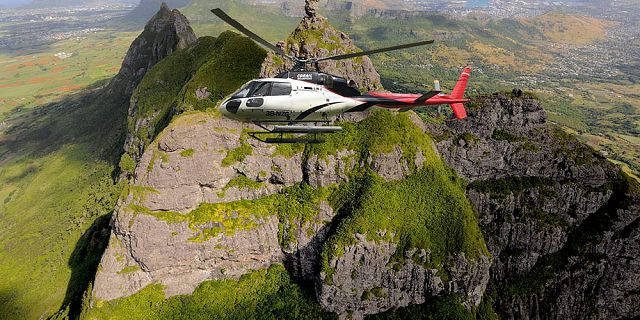 Private group helicopter sightseeing tour (9)